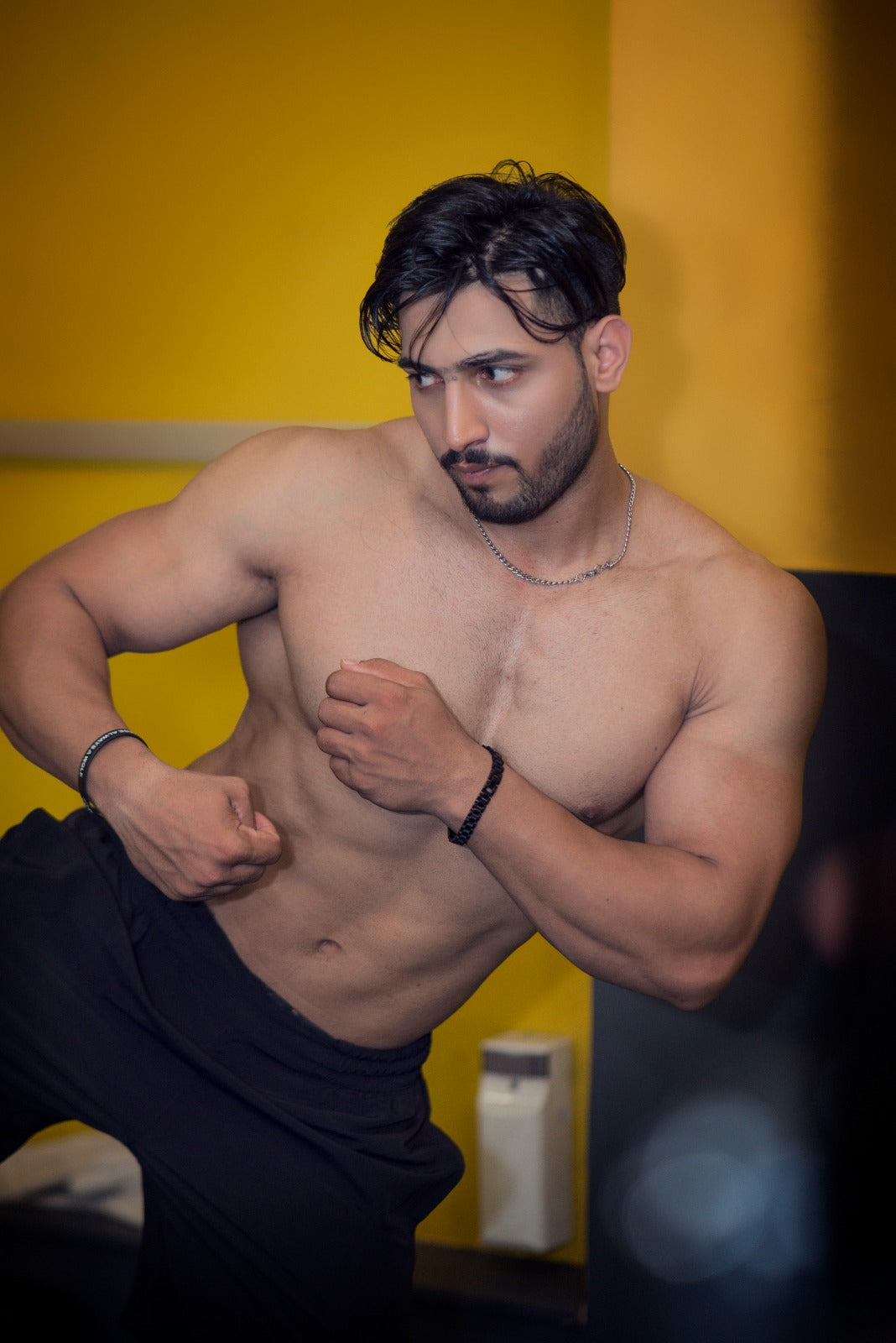 MH Men's Training Shorts – Lightweight Gym Activewear UK